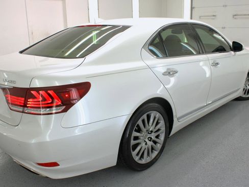 Used 2016 Lexus LS 460 w/ Comfort Package image 15