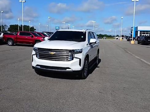 Used 2023 Chevrolet Tahoe High Country w/ Advanced Technology Package image 3