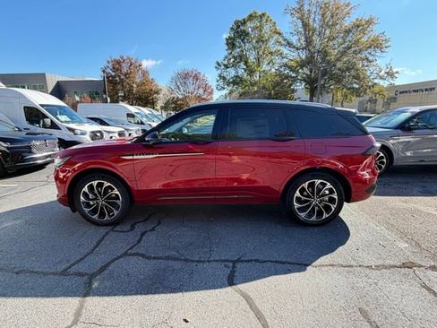 New 2026 Lincoln Nautilus Reserve image 4