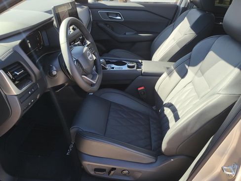 New 2026 Nissan Rogue Platinum image 21