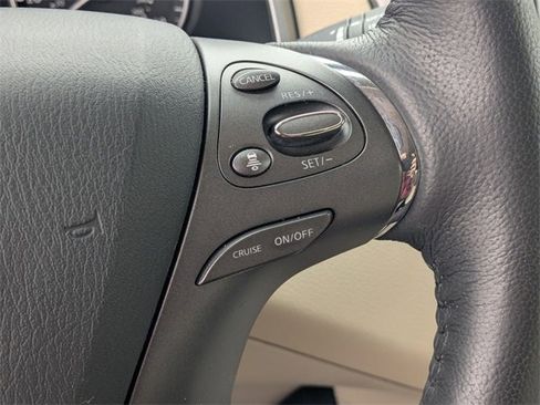 Used 2024 Nissan Murano SL image 18