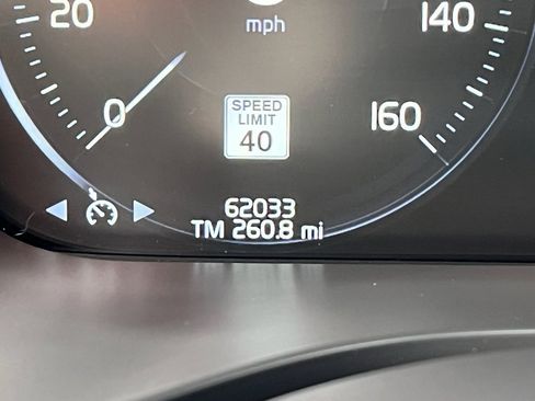 Used 2020 Volvo XC60 T6 Momentum image 19