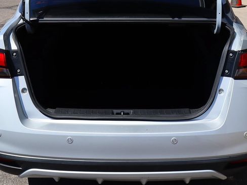 Used 2021 Nissan Versa SV FWD image 23