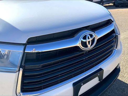 Used 2016 Toyota Highlander Limited image 36