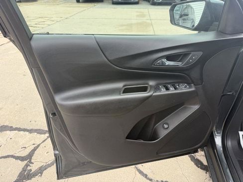 Used 2019 Chevrolet Equinox LT AWD/4WD image 10