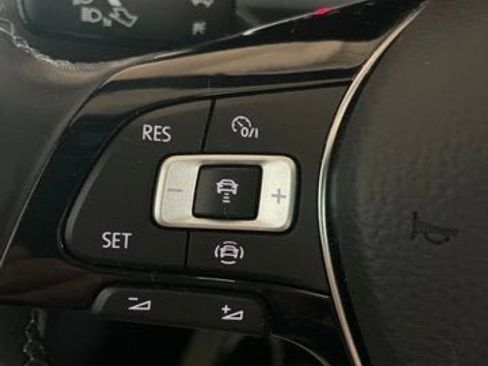 Certified 2021 Volkswagen Tiguan SE R-Line AWD/4WD image 17