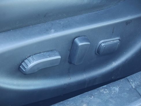 Used 2016 Nissan Maxima 3.5 SV image 31