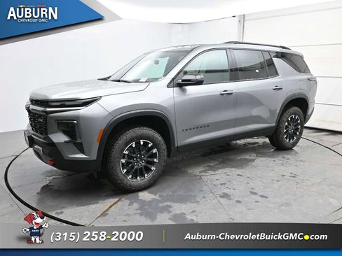 New 2026 Chevrolet Traverse Z71 image 2