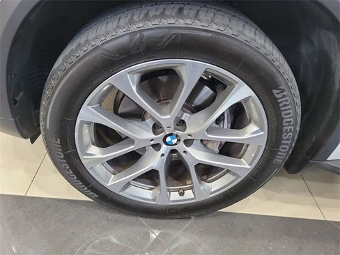 Used 2025 BMW X5 sDrive40i image 4