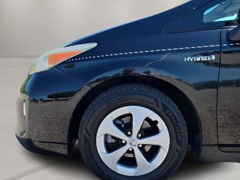 Used 2013 Toyota Prius Two FWD image 14