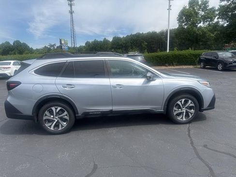 Used 2022 Subaru Outback Limited w/ Popular Package #2 AWD/4WD image 11