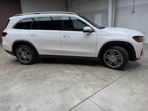 New 2025 Mercedes-Benz GLS 450 4MATIC image 6
