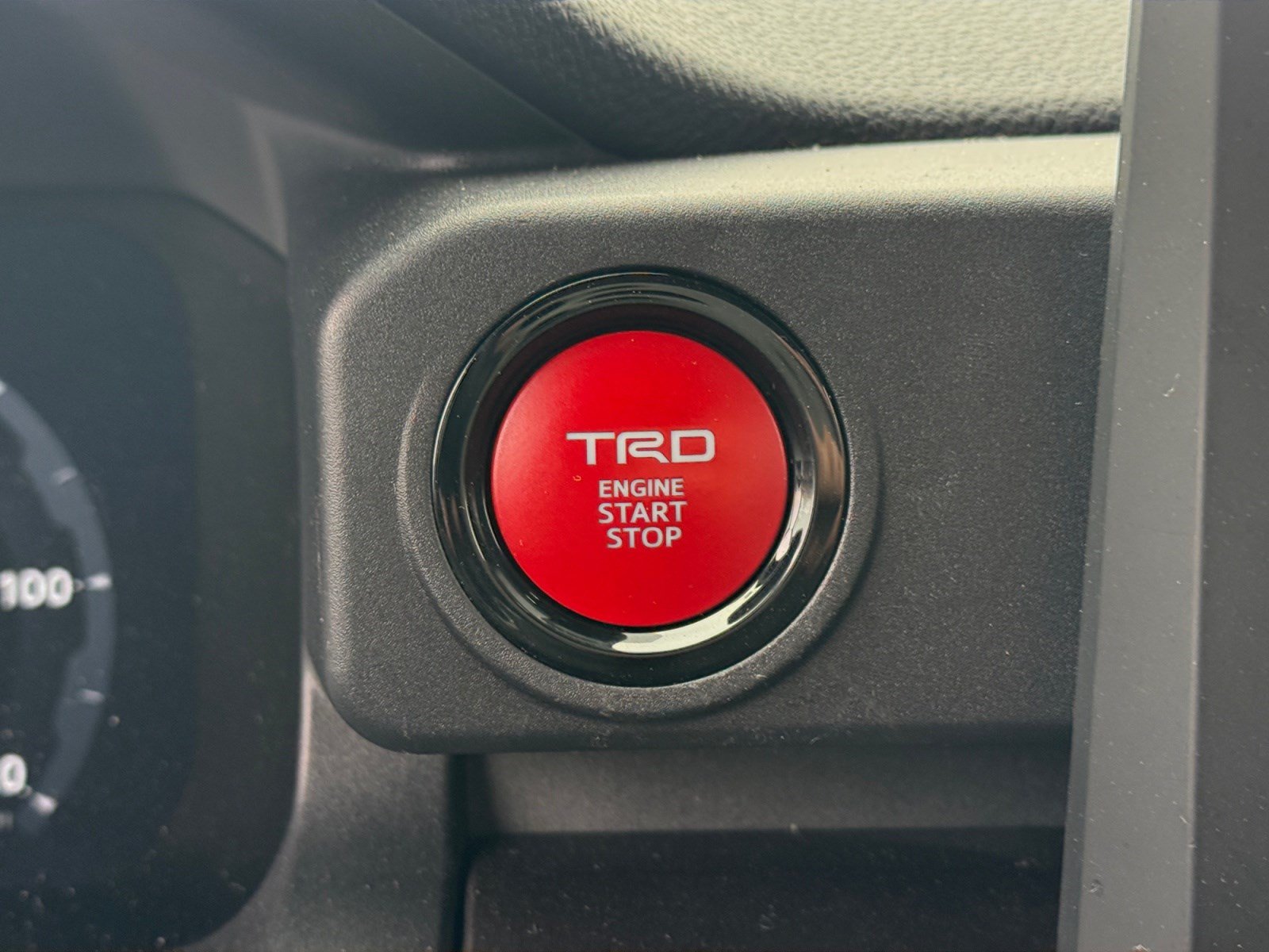 Certified 2026 Toyota 4Runner TRD Off-Road AWD/4WD image 28