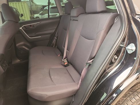 Used 2025 Toyota RAV4 LE AWD/4WD image 23