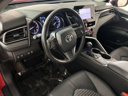 Used 2023 Toyota Camry SE w/ Convenience Package FWD image 12