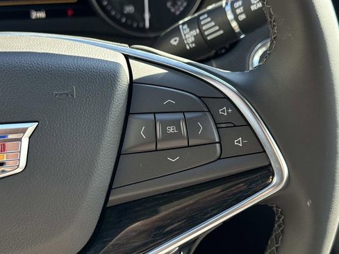 New 2026 Cadillac XT5 Premium Luxury w/ LPO, Floor Liner Package image 15