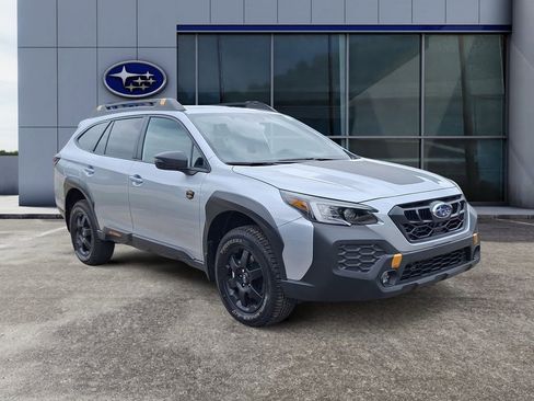 Certified 2025 Subaru Outback Wilderness w/ Wilderness Package AWD/4WD image 2