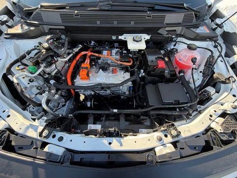 New 2026 Chevrolet Equinox EV LT image 18