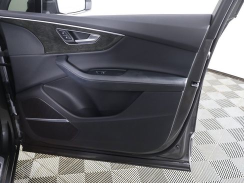 Used 2022 Audi Q7 3.0T Premium Plus w/ Premium Plus Package image 28