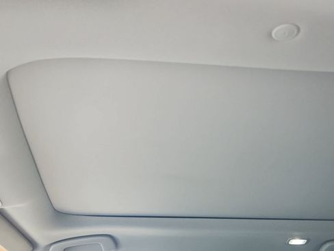 Used 2025 Honda Pilot Elite image 23