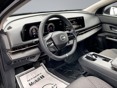 Certified 2023 Nissan Ariya FWD image 14