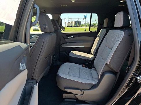 New 2026 Chevrolet Traverse LT w/ Midnight/Sport Edition FWD image 7