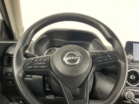 Used 2025 Nissan Sentra S FWD image 19