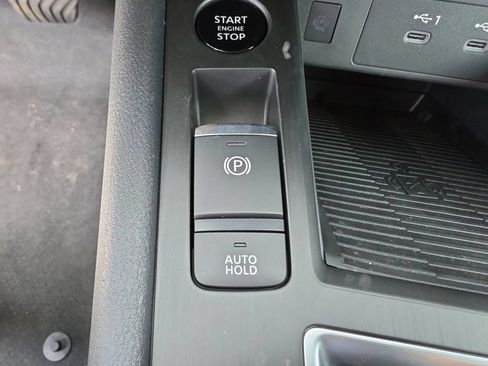 New 2026 Nissan Kicks SV w/ Cold Weather Package FWD image 35