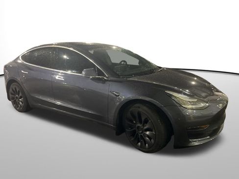 Used 2020 Tesla Model 3 image 8