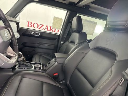 New 2025 Ford Bronco Badlands image 14