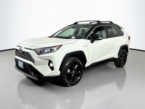 Certified 2021 Toyota RAV4 XSE AWD/4WD image 3