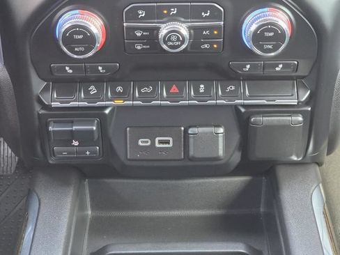 Used 2022 GMC Sierra 1500 Elevation AWD/4WD image 16