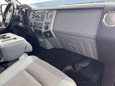 Used 2013 Ford F250 XLT w/ XLT Interior Pkg AWD/4WD image 19