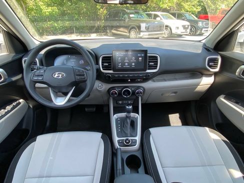 New 2026 Hyundai Venue SEL FWD image 30