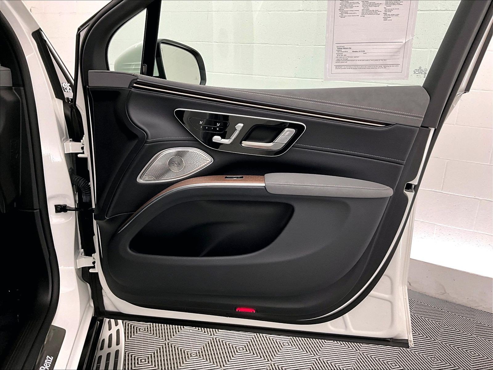 Certified 2023 Mercedes-Benz EQS 450+ SUV image 24