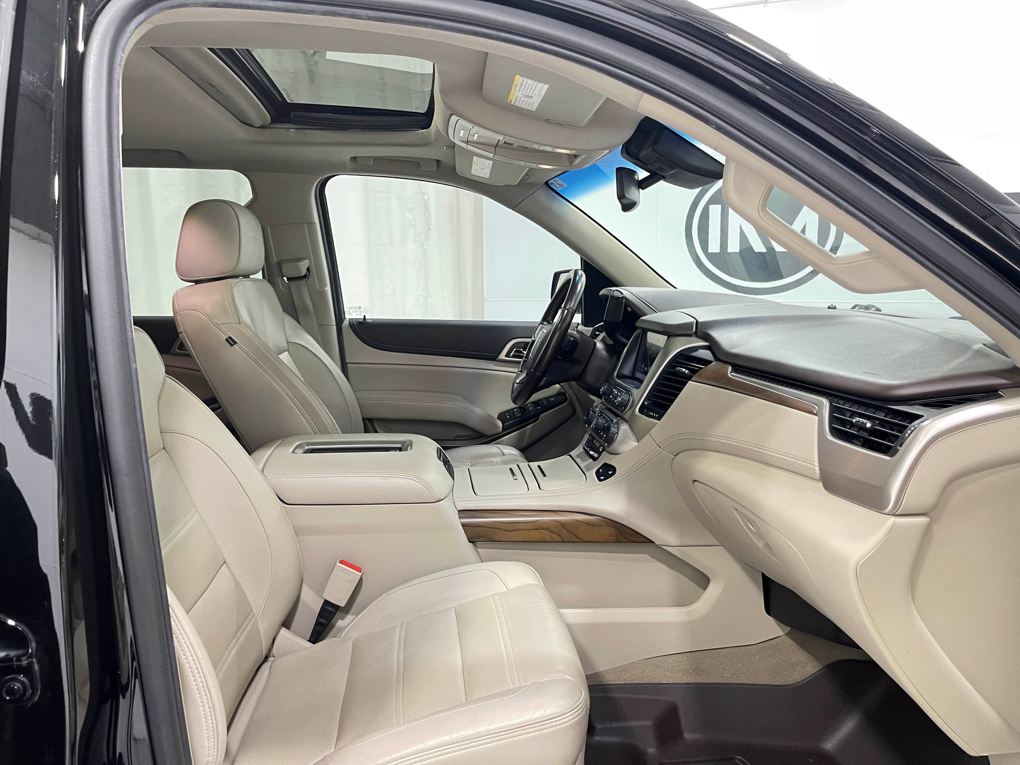 Used 2020 GMC Yukon Denali w/ Denali Premium Package AWD/4WD image 34