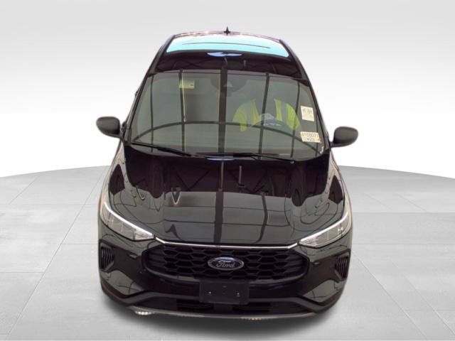 Used 2025 Ford Escape ST-Line AWD/4WD image 3