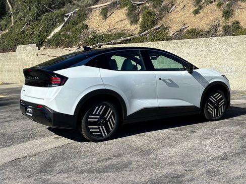 New 2026 Nissan Leaf SV+ image 3