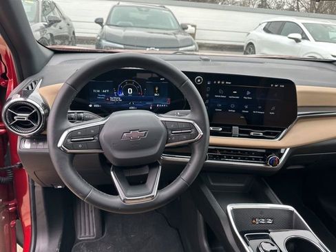 New 2026 Chevrolet Equinox ACTIV w/ Safety and Technology Package FWD image 13