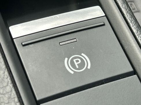 Used 2023 Audi Q3 2.0T Premium Plus w/ Premium Plus Package image 52