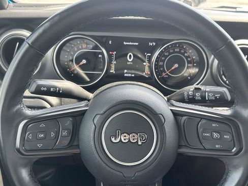 Used 2022 Jeep Wrangler Unlimited Sport AWD/4WD image 20