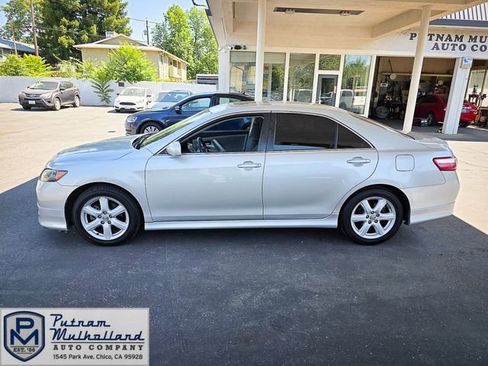 Used 2007 Toyota Camry SE image 7