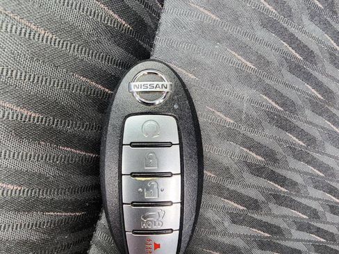 Used 2019 Nissan Rogue SV w/ Premium Package image 43