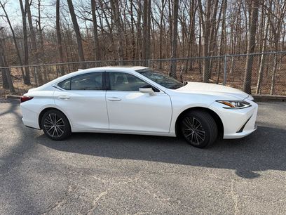Used 2023 Lexus ES 350 w/ Premium Package