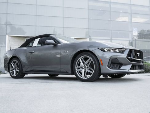 Used 2024 Ford Mustang GT Premium RWD image 6