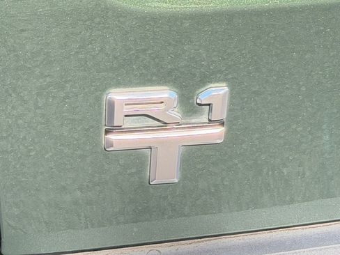 Used 2024 Rivian R1T Adventure AWD/4WD image 32