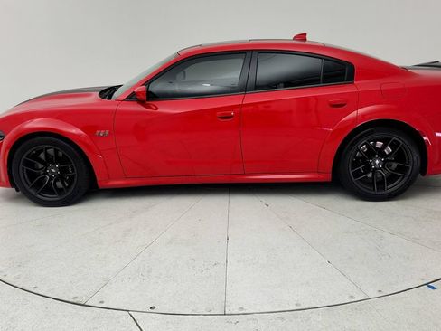 Used 2022 Dodge Charger Scat Pack RWD image 5