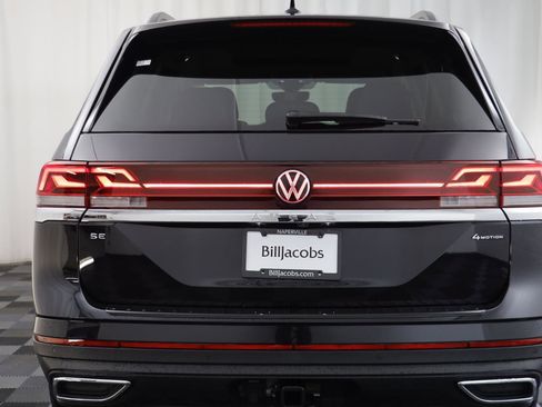 New 2026 Volkswagen Atlas SE image 15