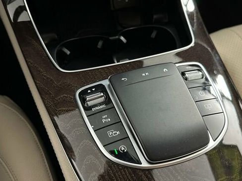 Used 2021 Mercedes-Benz E 350 Sedan image 37