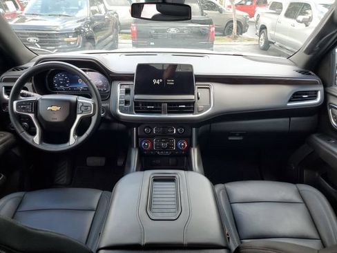 Used 2023 Chevrolet Tahoe LT w/ Luxury Package RWD image 10